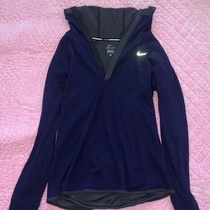 nike pullover